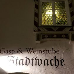 Schmankerl Lokal Weinstub´n Stadtwache