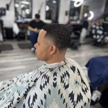 Barbers Canvas - Barbers Near Me - Wildomar, California