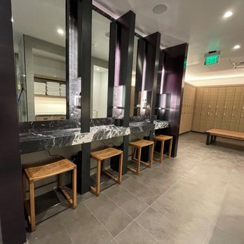 Equinox Van Mission - Gyms Near Me - San Francisco, California