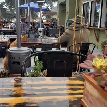 Beerwood - Seating area - Beer Bar Near Me - Los Osos, California Beerwood - Seating area - Beer Bar Near Me - Los Osos, California