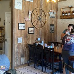 The Roots Restaurant Tavern