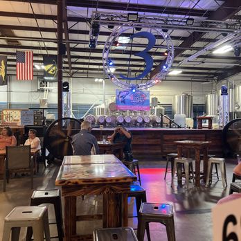 3 Daughters Brewing - Breweries Near Me - St. Petersburg, Florida 3 Daughters Brewing - Breweries Near Me - St. Petersburg, Florida