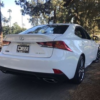 DAV Executive Auto Group - Back - Car Brokers Near Me - Burbank, California