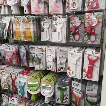 Oomomo - Discount Store Near Me - Markham, Ontario