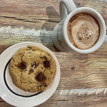 Cocoa Legato - Chocolate Chunk Sam Cook-ie (vegan! yes!) and Drinking Chocolate = totally delicious but kinda pricey - Cafes Near Me - Seattle, Washington Cocoa Legato - Chocolate Chunk Sam Cook-ie (vegan! yes!) and Drinking Chocolate = totally delicious but kinda pricey - Cafes Near Me - Seattle, Washington