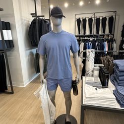 Lululemon - Grosse Pointe