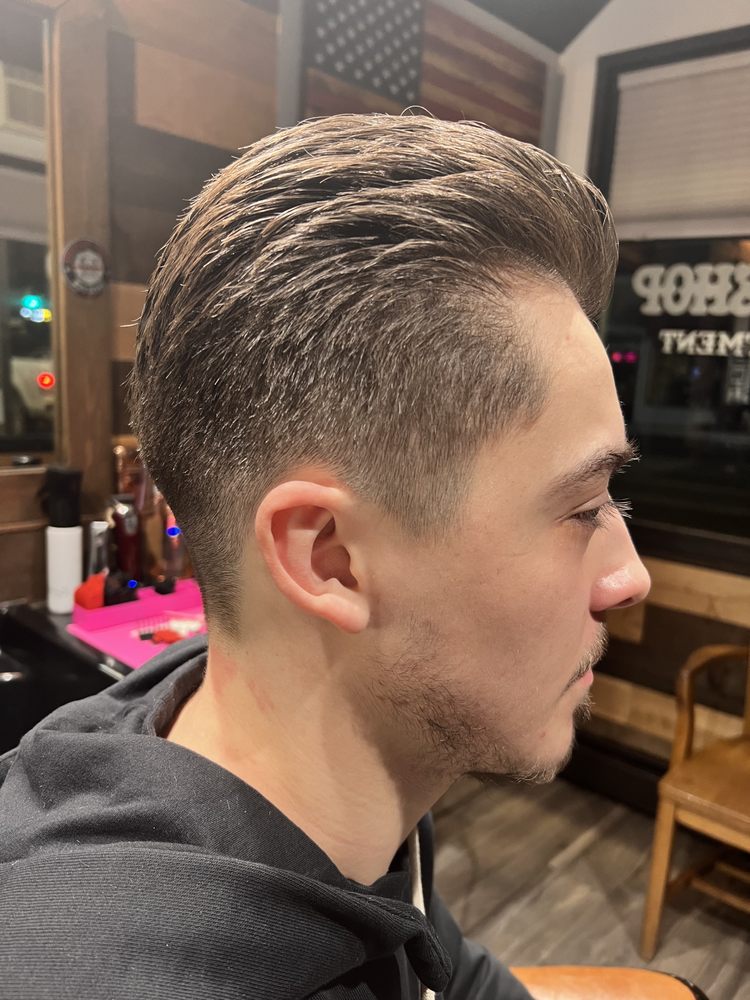 Linda’s Barbershop Logo