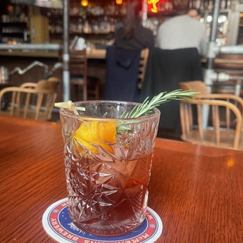 Six Arms - Night Snyder cocktail - Pubs Near Me - Seattle, Washington Six Arms - Night Snyder cocktail - Pubs Near Me - Seattle, Washington