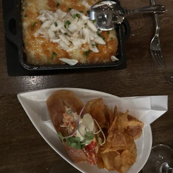 Fish By Jose Andres - Crab Mac and Cheese - Seafood Near Me - Paradise Island, Florida Fish By Jose Andres - Crab Mac and Cheese - Seafood Near Me - Paradise Island, Florida
