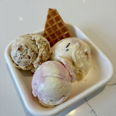 Jeni's Splendid Ice Creams by null