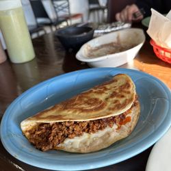 El Gran Patron Mexican Grill - Chorizo Quesadilla