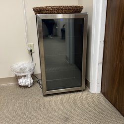 Neuhaus Foot & Ankle - Refreshment fridge?