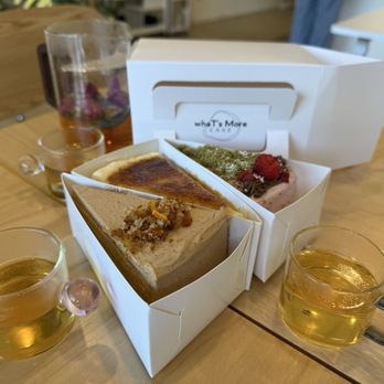 whaT’s More cake studio  - Custom Cakes Near Me - Sunnyvale, California