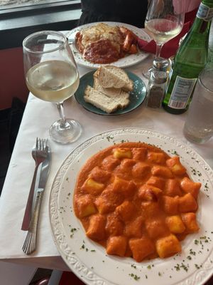 Caro Mio Italian Restaurant by null
