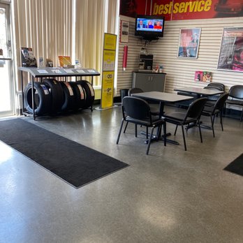 Tires Plus - Waiting area. - Tires Near Me - Brooksville, Florida Tires Plus - Waiting area. - Tires Near Me - Brooksville, Florida