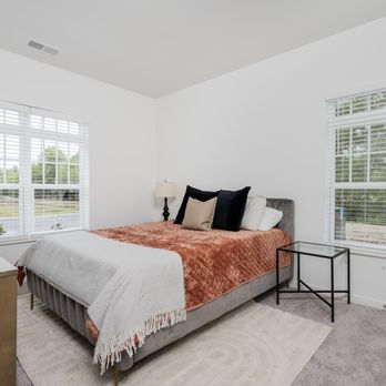 Flats at Powell - Bedroom - Apartments Near Me - Powell, Ohio Flats at Powell - Bedroom - Apartments Near Me - Powell, Ohio