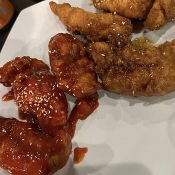 Sia Fusion Eatery - Chicken Tenders (6 pcs) - Asian Fusion Near Me - Newark, California Sia Fusion Eatery - Chicken Tenders (6 pcs) - Asian Fusion Near Me - Newark, California
