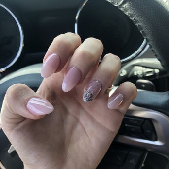 Hands and Feet Nail Spa - Nail Salons Near Me - Carson, California