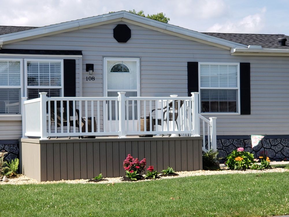 Slide of H & M Mobile Home Remodelers