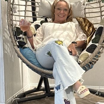 Cafe Peru - My older sister lounging - Peruvian Near Me - Henderson, Nevada