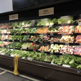 H Mart - Arcadia - Fresh lookin vegetables - Grocery Near Me - Arcadia, California