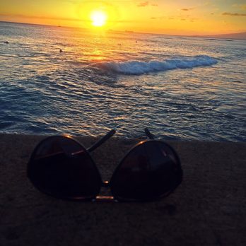 The Richard Chamberlain Bench - I have learned... "Have enough courage to trust love one more time and always one more time." G'nite:) - Performing Arts Near Me - Honolulu, Hawaii