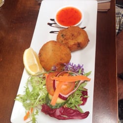Queens Head - Starter fish cake!