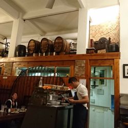 Bodegas Mazon