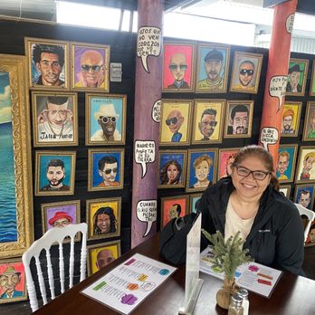 Jama Benn Jama - Decor - Cuban Near Me - Hialeah Gardens, Florida