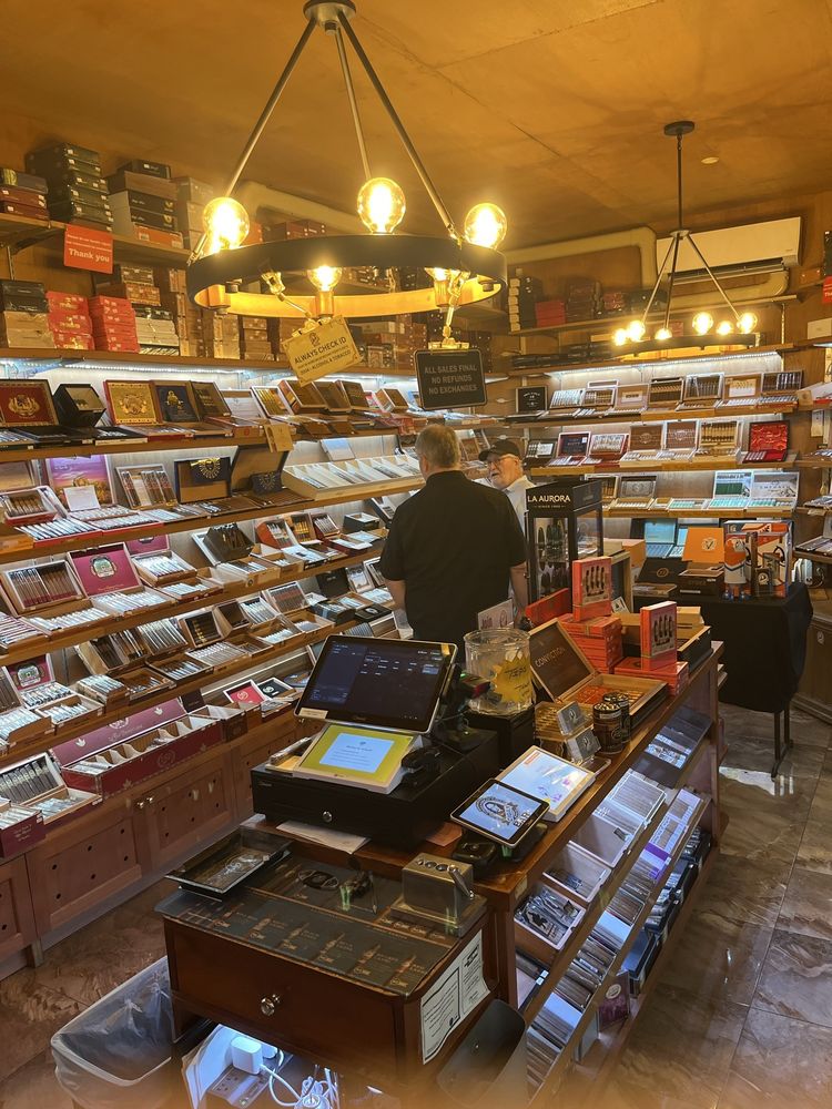 The "World Famous" Cigar Bar