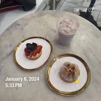 Rocheli Patisserie - Bakeries Near Me - Austin, Texas