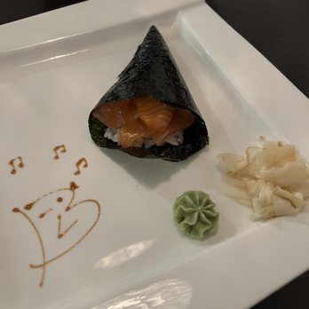 Umami - Salmon hand roll - Sushi Bars Near Me - Vernon, Connecticut