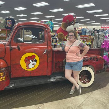 Buc-ee's - Buc-ee's truck! - Gas Stations Near Me - Calhoun, Georgia Buc-ee's - Buc-ee's truck! - Gas Stations Near Me - Calhoun, Georgia