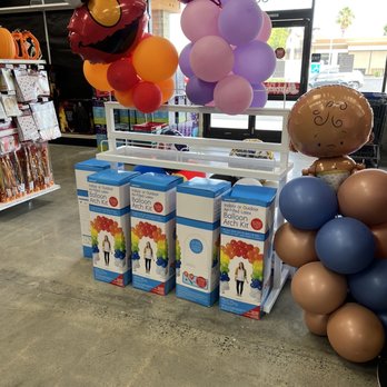 PartyWorks - Balloon arch DIY - Party Supplies Near Me - Clovis, California