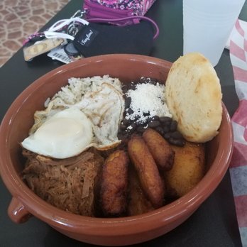 Chamo's Arepa House - Bowl - Venezuelan Near Me - North Chesterfield, Virginia