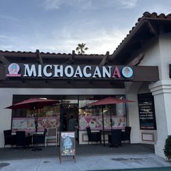 La Michoacana - Outside