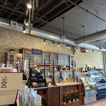 Stone Creek Factory Cafe - Coffee & Tea Near Me - Milwaukee, Wisconsin