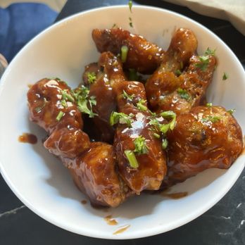 The Wildflower - Wings - Cocktail Bars Near Me - Sanford, Florida