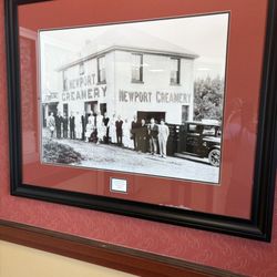 Newport Creamery Ice Cream & Sandwich Shoppe