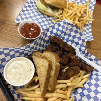 Steakfinger House - Steakfinger Basket(Meal). YUM! - American Near Me - Tulsa, Oklahoma