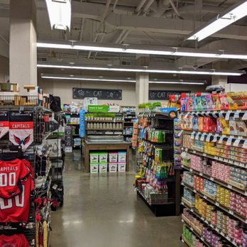 Petco - Inside - Pet Training Near Me - Washington, DC, District of Columbia