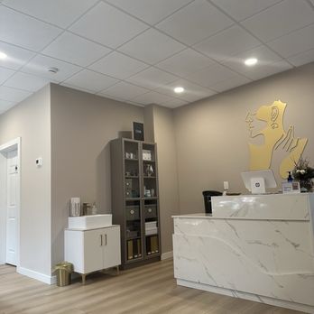 Diva Beauty Lounge - Nail Salons Near Me - Fairfax, Virginia Diva Beauty Lounge - Nail Salons Near Me - Fairfax, Virginia