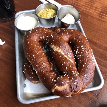 Beardslee Public House - House Made Brewing Grain Pretzels - Breweries Near Me - Bothell, Washington Beardslee Public House - House Made Brewing Grain Pretzels - Breweries Near Me - Bothell, Washington