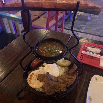 Fonda Dulce Jesus Mio - Colombian Near Me - Kissimmee, Florida