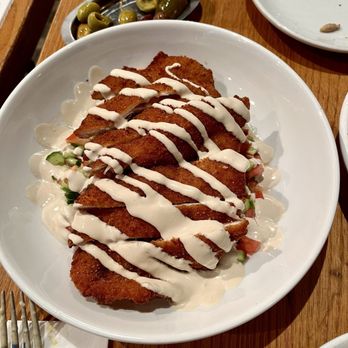 12 Chairs Cafe - Schnitzel Salad - Middle Eastern Near Me - New York, New York