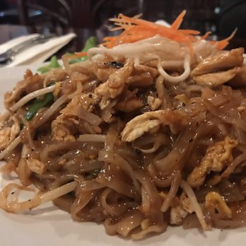Srisiamchai Thai Restaurant - N1. Pad Thai - Thai Near Me - Gresham, Oregon