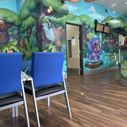 Western Dental & Orthdontics - Main Lobby