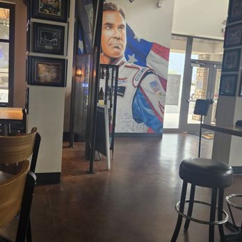 The Tipsy Taps and Grill - Decor - Brewpubs Near Me - Tempe, Arizona
