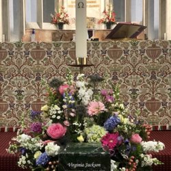 The Flower Box - Funeral arrangement for urn. Absolutely perfect and even better than I hoped for.