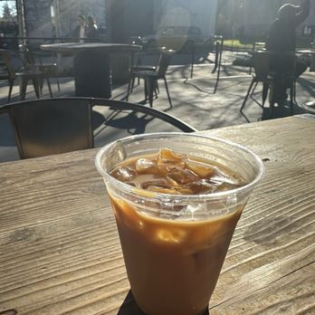 Taylor Lane Organic Coffee - Iced americano - Coffee Roasteries Near Me - Sebastopol, California Taylor Lane Organic Coffee - Iced americano - Coffee Roasteries Near Me - Sebastopol, California